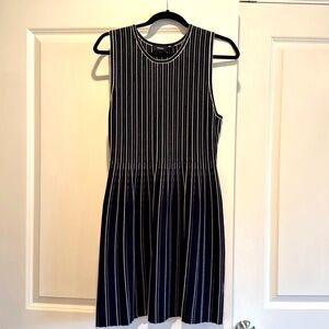 Theory L dress— barely worn